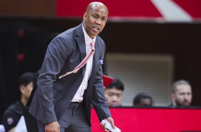 4笔引援!北控18人大名单重组,王少杰没回来,交易陈国豪有钱赚