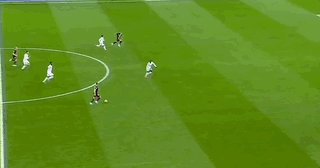 1740328361437040794.gif 世俱杯2025-【西甲】魔笛世界波小熊破门!皇马2比0赫罗纳