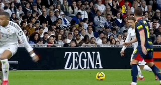 1740329861401013051.gif 世俱杯2025-【西甲】魔笛世界波小熊破门!皇马2比0赫罗纳