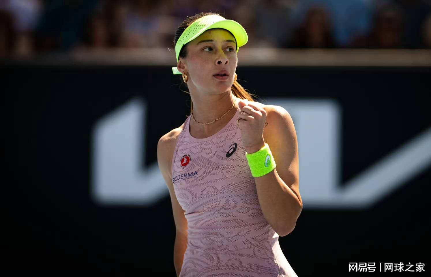 世俱杯赛程-华裔小哥击败星二代创历史,土耳其少女救助中暑球童被夸人美心善