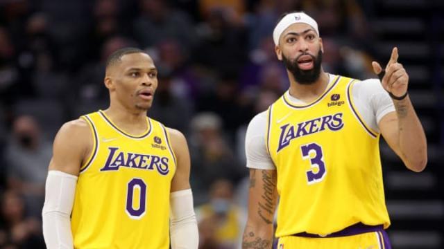 世俱杯直播-全明星归来清除杂音，皇帝亲口表态：我心仍属湖人