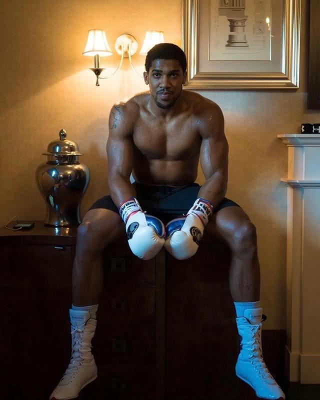 世俱杯赛程-埃迪·赫恩：目前未与约书亚讨论复出事宜，首要任务是让其疗愈|安东尼·约书亚|迈克尔-泰森|泰森·富里|安东尼|心理_新浪体育_新浪新闻